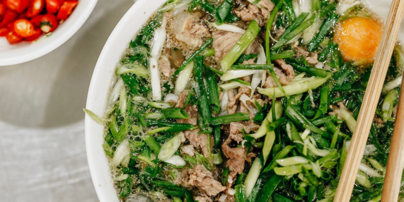 Review Quán Ăn Ngon Hà Nội – Hành Trình Ẩm Thực Hấp Dẫn 4 Anh trong bai 21 1